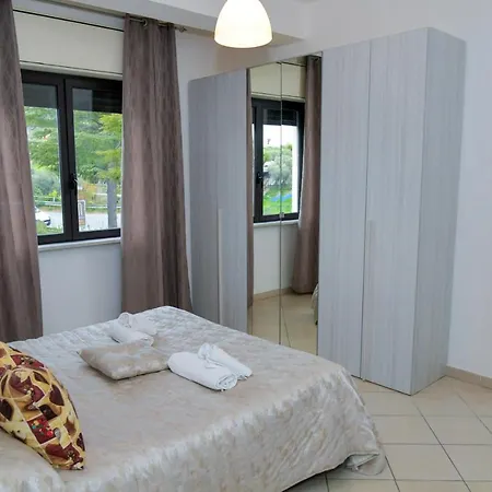 Damiani B&B 산타마리아디카스텔라바테