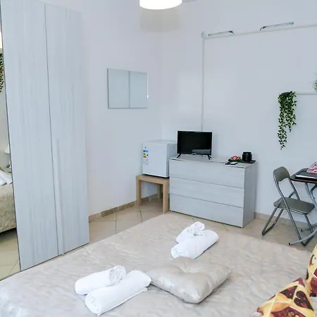 Oda ve Kahvaltı Damiani