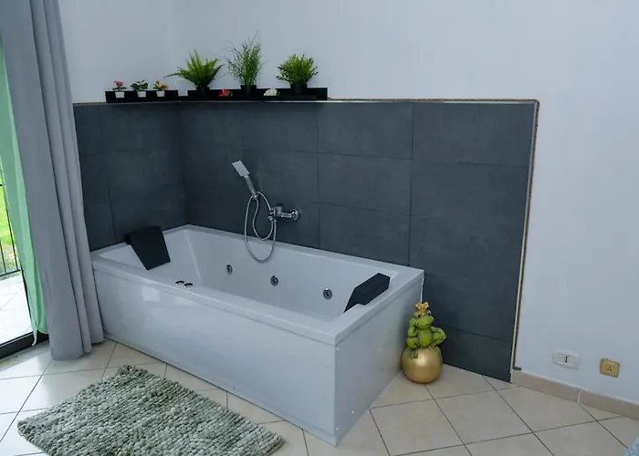 Damiani Bed & Breakfast 3*